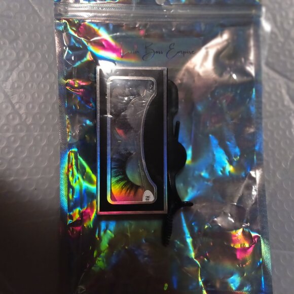 LASH BOSS EN. - Picture 1 of 2